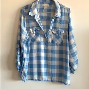 Checkered white and blue shirt with roll sleeves